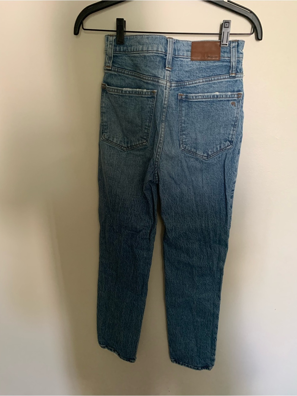 Madewell High-Rise Straight Jeans in Light Blue. Size 23 - Picture 2 of 7
